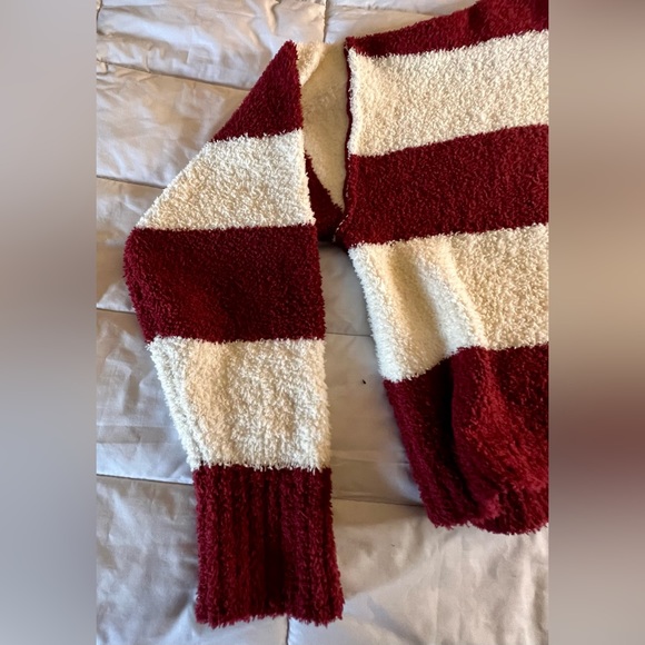 NWT Arizona Jean Co oversized crop hoodie. Women’s size Large. Very soft. - Picture 4 of 7